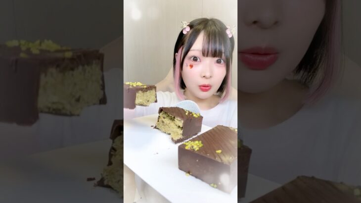 【ASMR】今話題の『ドバイチョコレート』を食べるゲーム実況者🍫💚【たまちゃん】#shorts